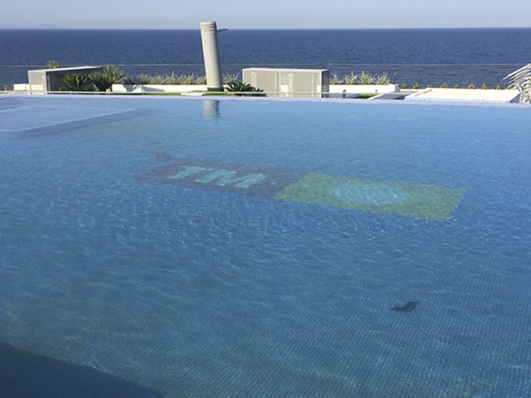 Climatización de piscina Residencial Infinity View - Los Arenales del Sol (Alicante) portada